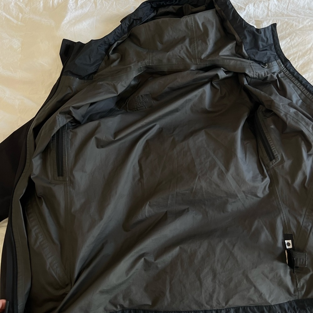 North Face Rain Shell Jacket - Picture 10 of 14